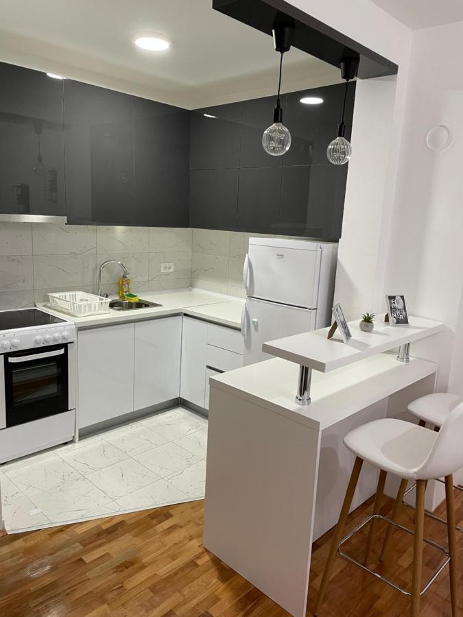 Apartman Lux Vranje Luaran gambar