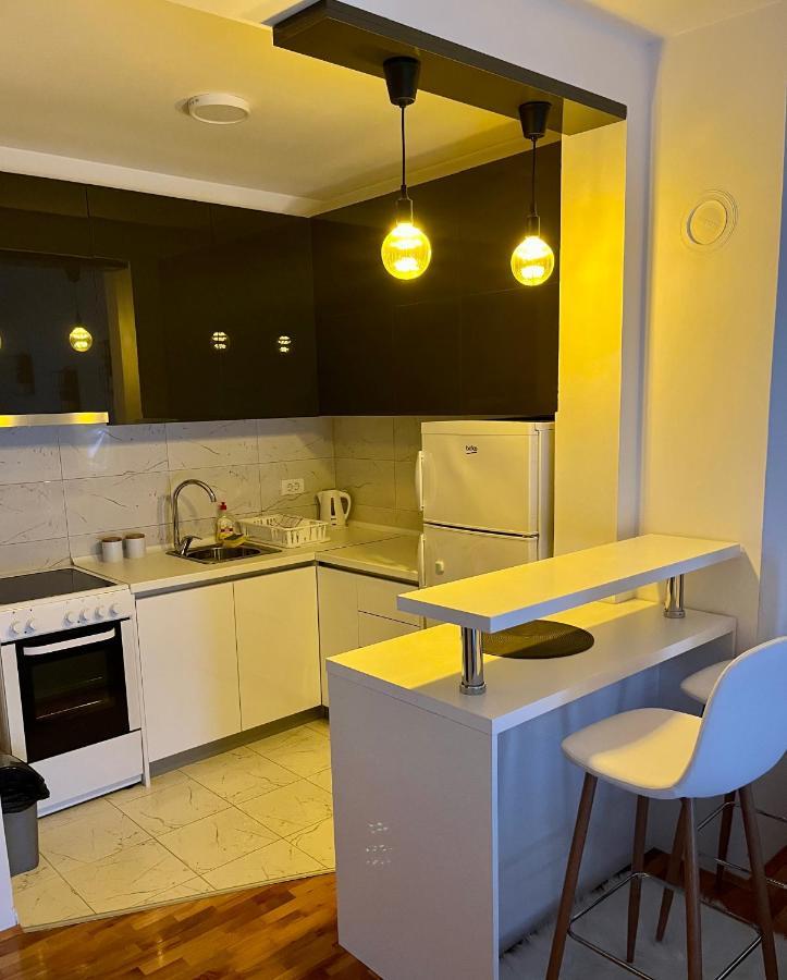 Apartman Lux Vranje Luaran gambar