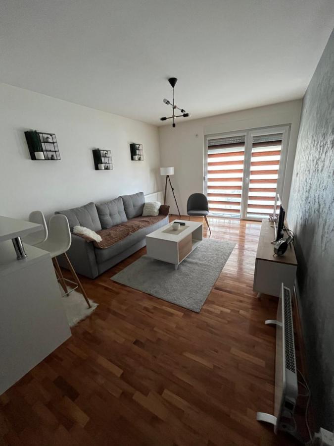 Apartman Lux Vranje Luaran gambar