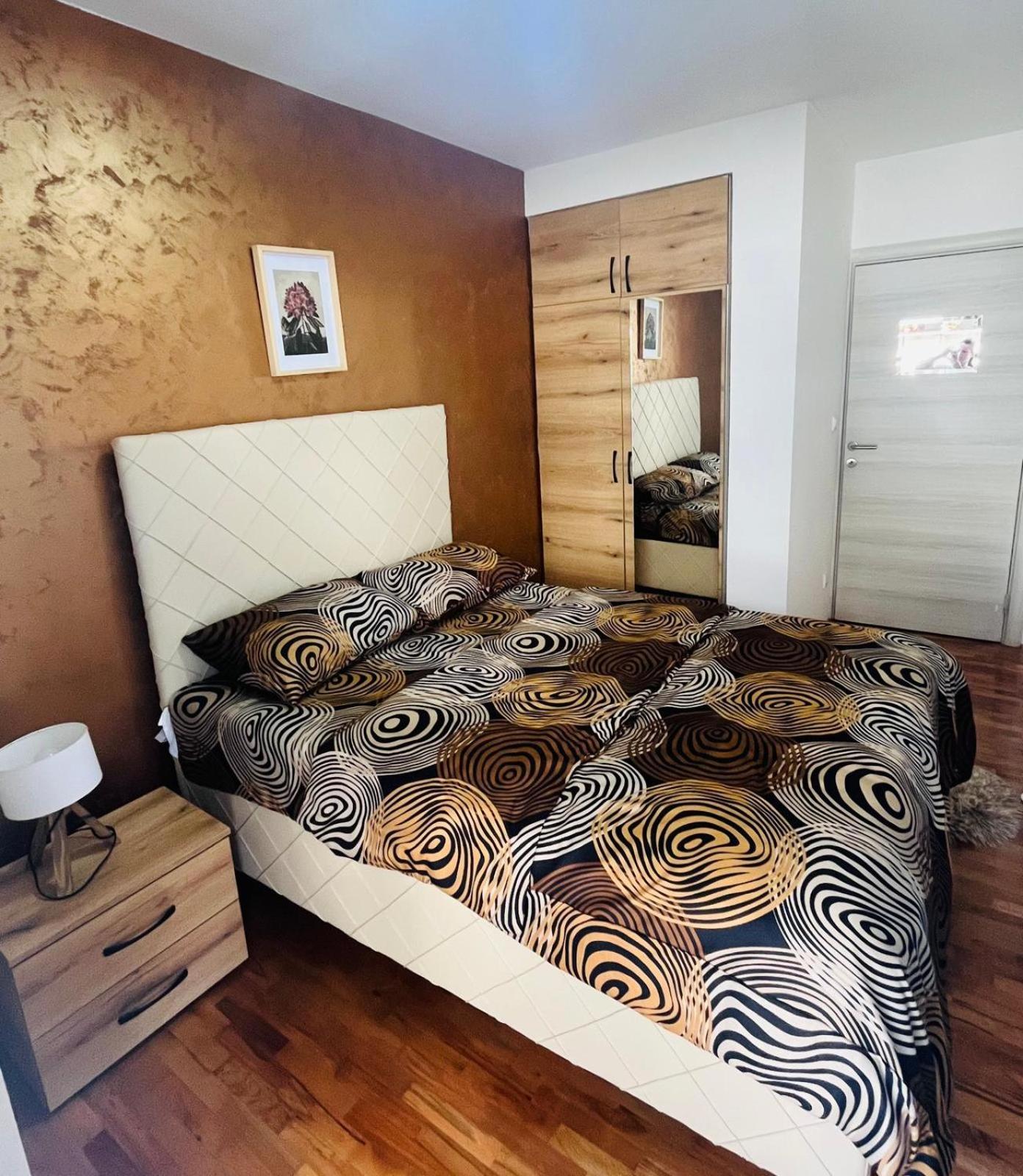 Apartman Lux Vranje Luaran gambar